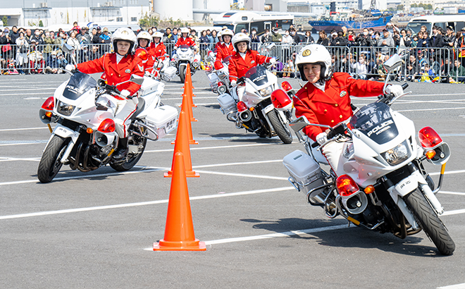 二輪車交通安全キャンペーンの様子
